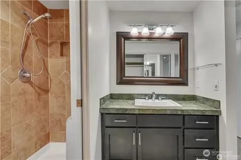 2253 Gilman Drive W Seattle WA 98119