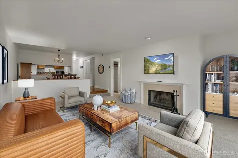 2253 Gilman Drive W Seattle WA 98119