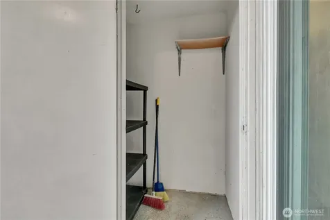 2253 Gilman Drive W Seattle WA 98119