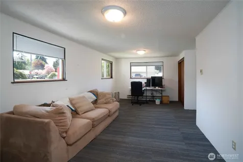 13815 Park Avenue S Tacoma WA 98444