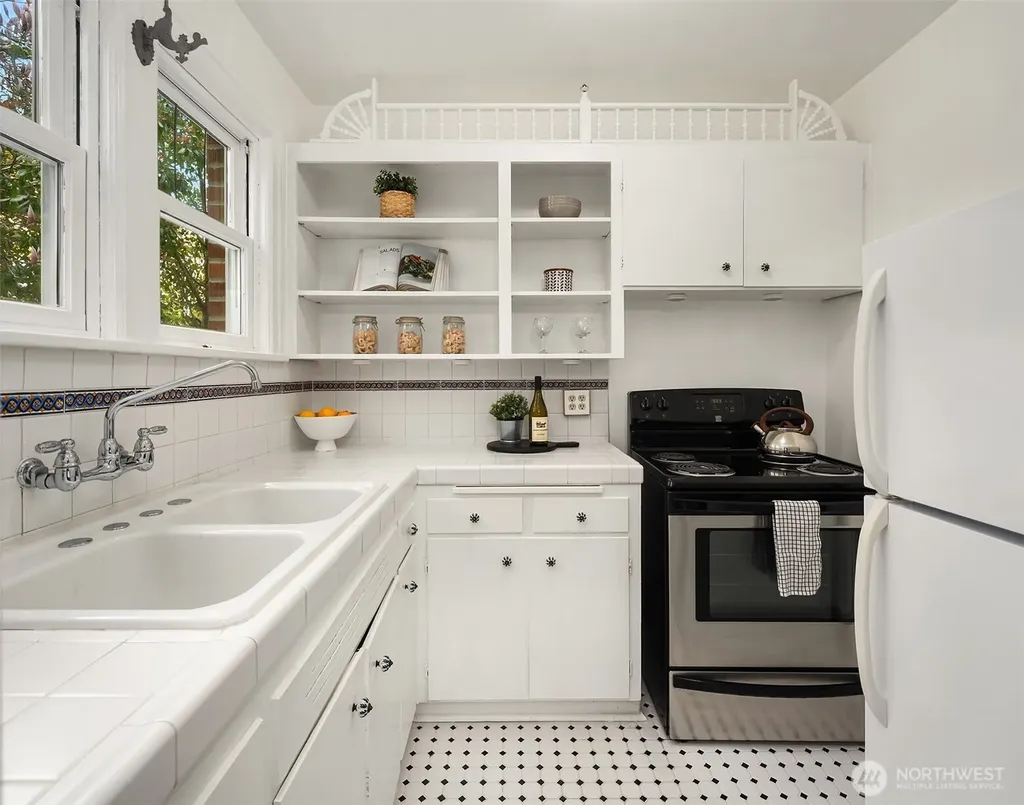 411 Boylston Avenue E Seattle WA 98102
