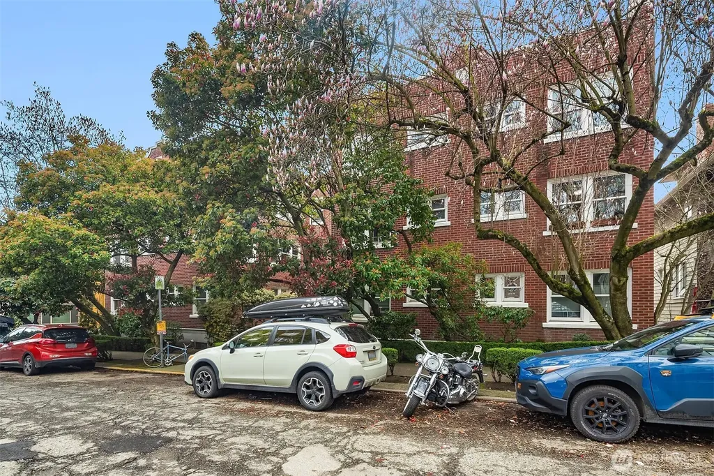 411 Boylston Avenue E Seattle WA 98102