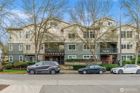 7912 170th Avenue NE Redmond WA 98052