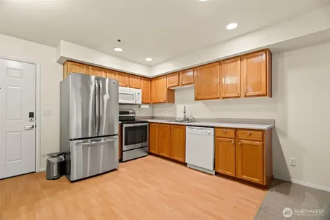 7912 170th Avenue NE Redmond WA 98052