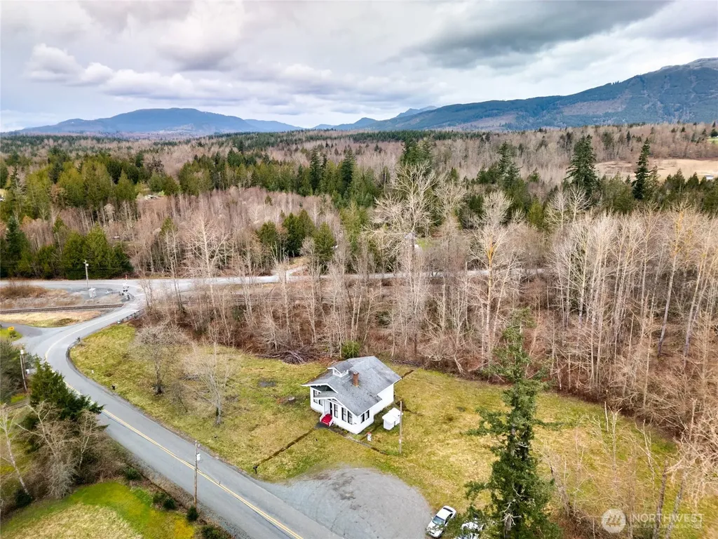 22159 Grip Road Sedro Woolley WA 98284
