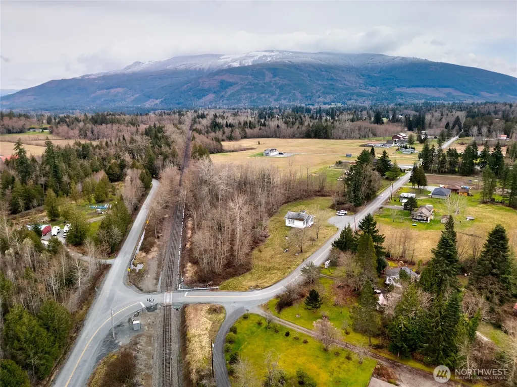 22159 Grip Road Sedro Woolley WA 98284