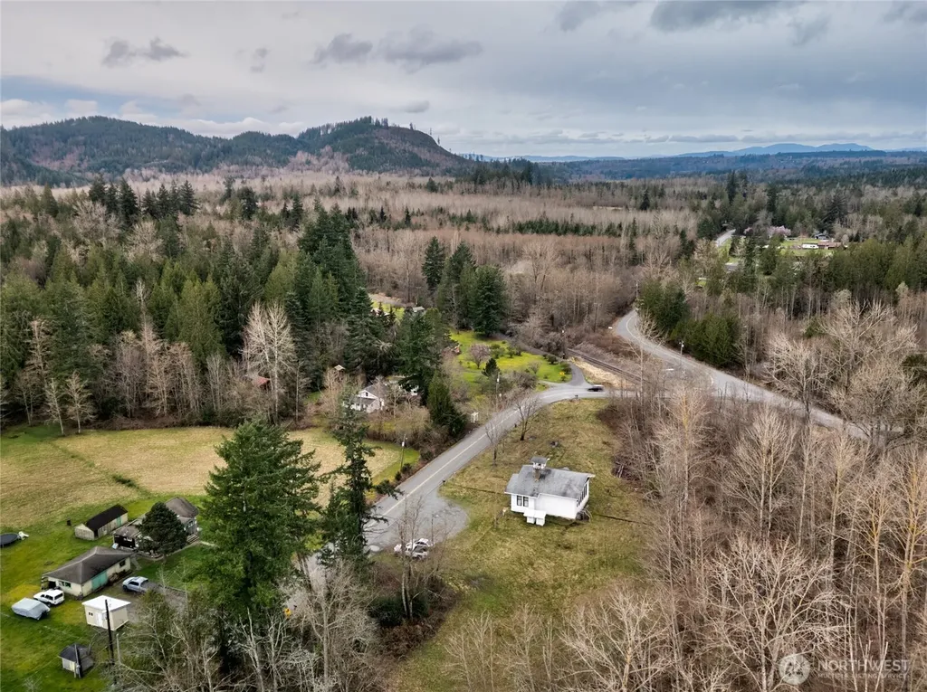 22159 Grip Road Sedro Woolley WA 98284