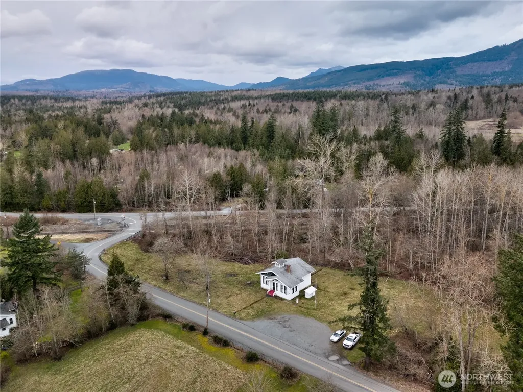 22159 Grip Road Sedro Woolley WA 98284