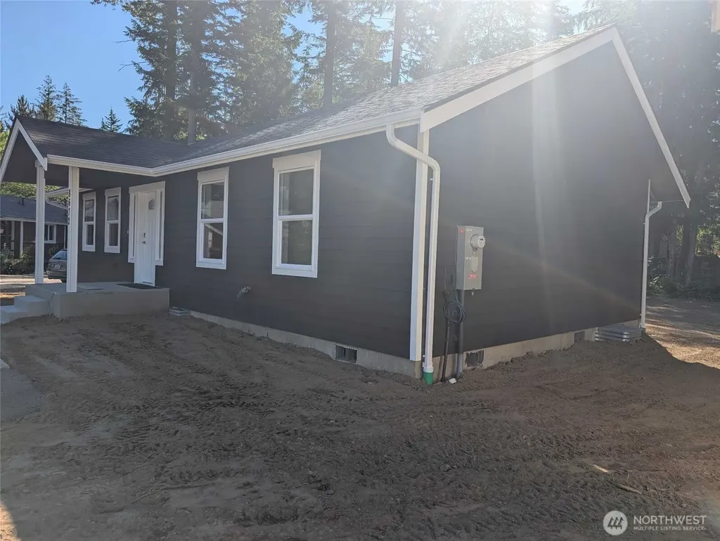 8672 Bell Court Maple Falls WA 98266