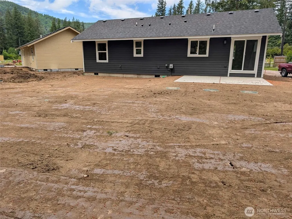 8672 Bell Court Maple Falls WA 98266