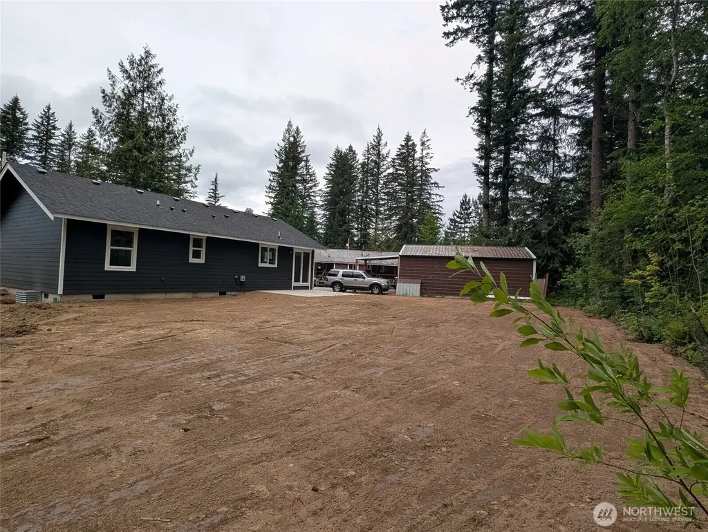 8672 Bell Court Maple Falls WA 98266