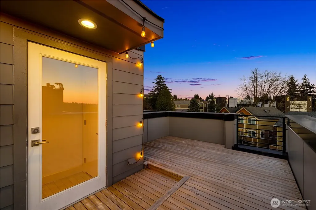 10162 Holman Road NW Seattle WA 98177
