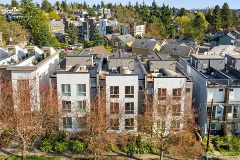 10162 Holman Road NW Seattle WA 98177
