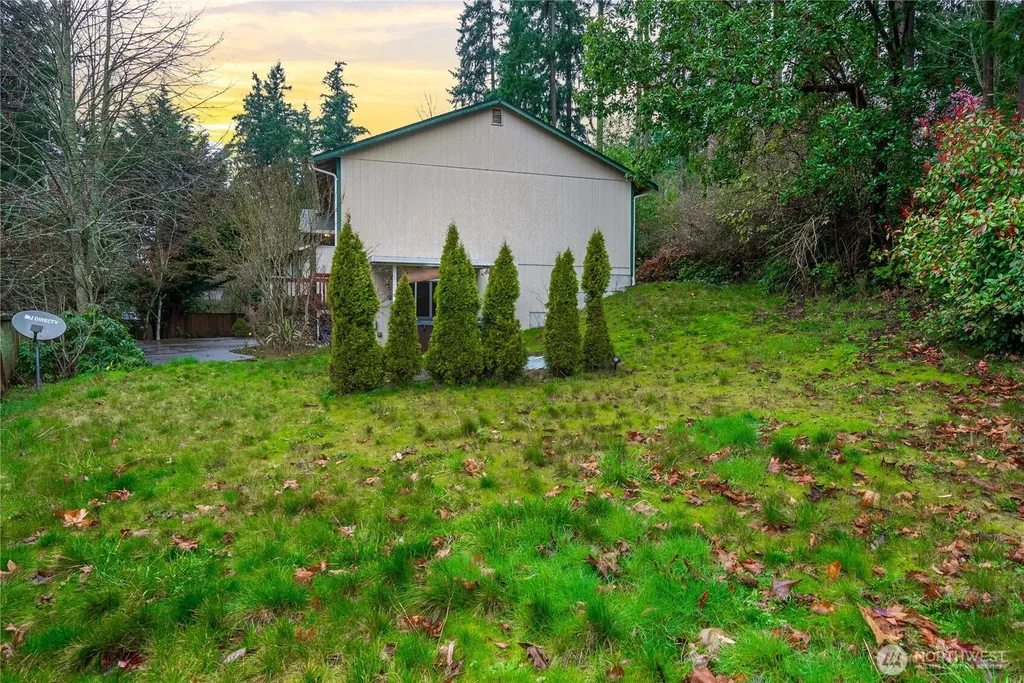 7734 183rd Avenue E Bonney Lake WA 98391