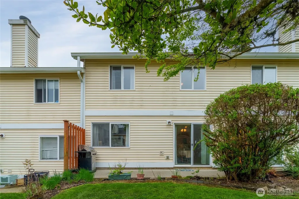927 132nd Street SW Everett WA 98204