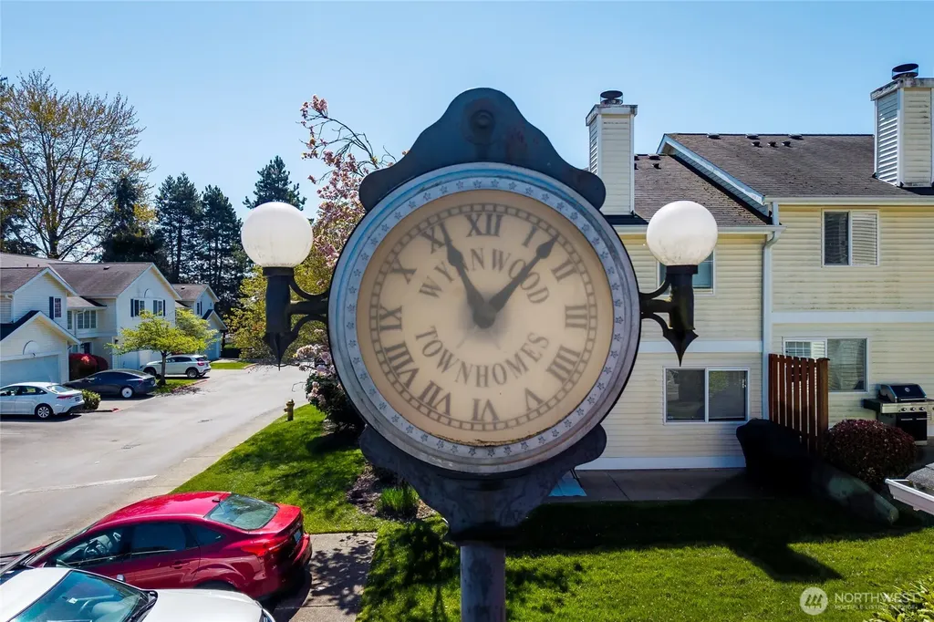 927 132nd Street SW Everett WA 98204