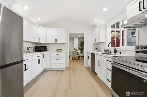 6015 116th Ave SE Bellevue WA 98006