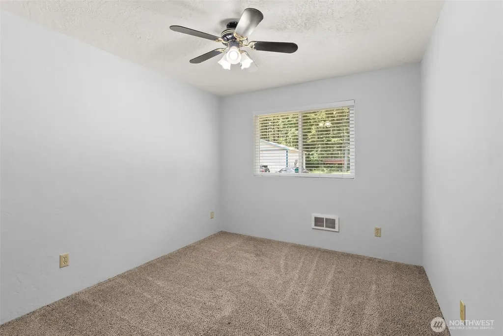 636 Highway 603 Chehalis WA 98532