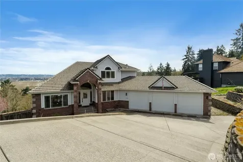 5805 51st Ave Ct E Tacoma WA 98443