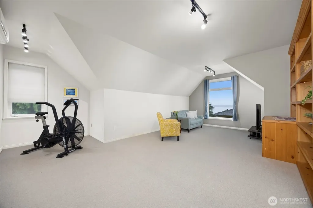 5327 Canvasback Road Blaine WA 98230