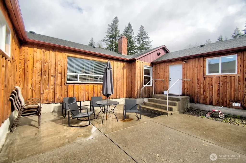 1296 Centralia Alpha Road Chehalis WA 98532