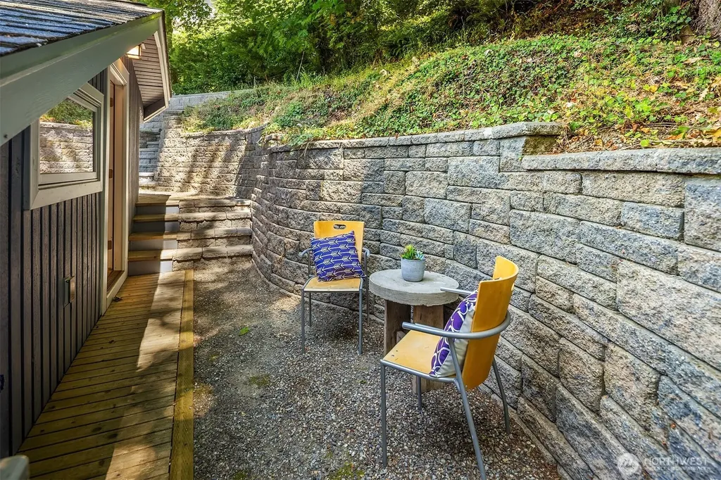 5610 W Mercer Way Mercer Island WA 98040