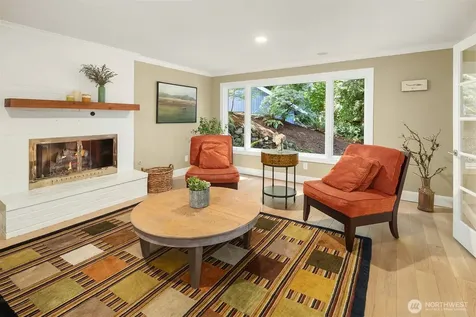 5610 W Mercer Way Mercer Island WA 98040