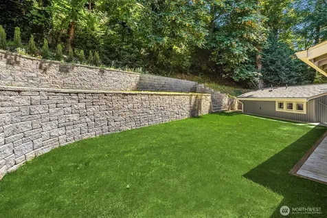 5610 W Mercer Way Mercer Island WA 98040