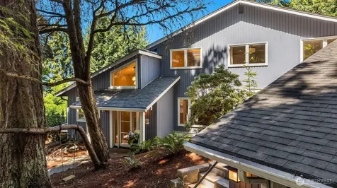 5610 W Mercer Way Mercer Island WA 98040