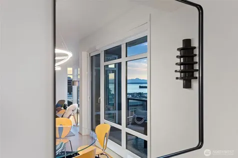 2801 1st Avenue Seattle WA 98121