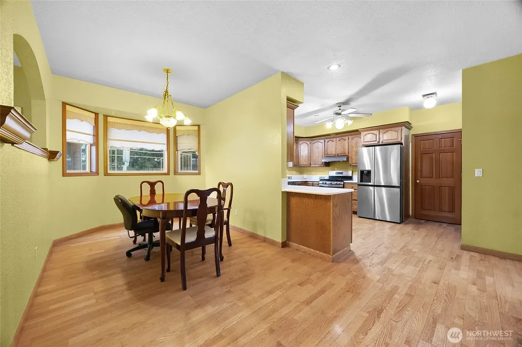 4802 51st Street Ct E Tacoma WA 98443