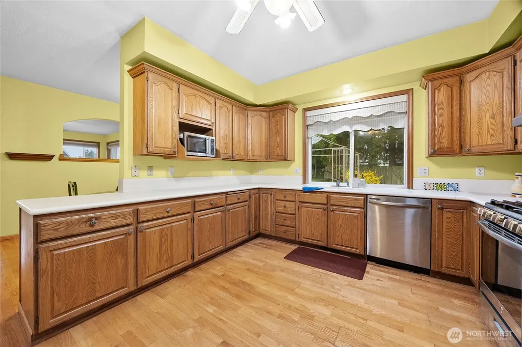 4802 51st Street Ct E Tacoma WA 98443