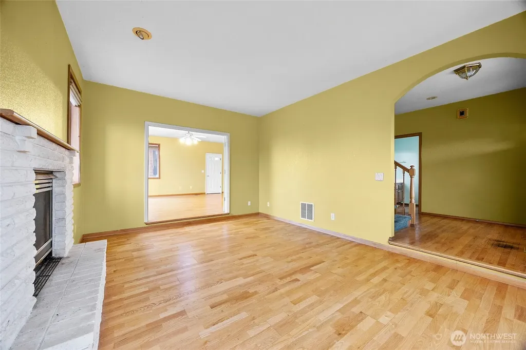 4802 51st Street Ct E Tacoma WA 98443