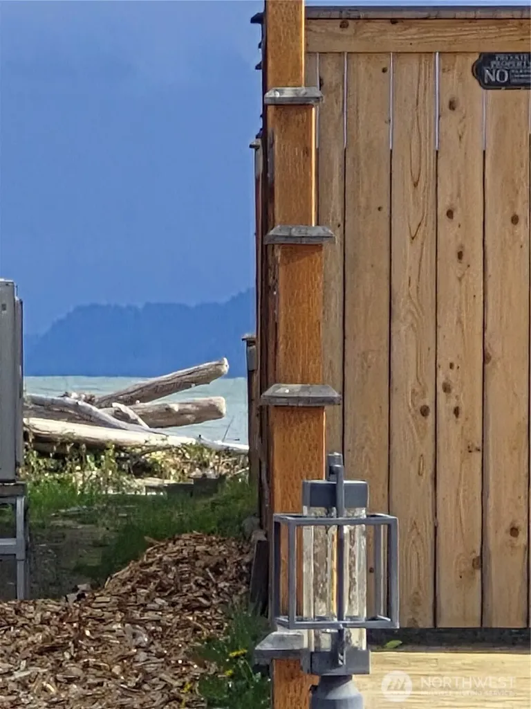 801 Livingston Bay Shore Drive Camano Island WA 98282