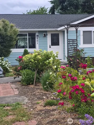 801 Livingston Bay Shore Drive Camano Island WA 98282