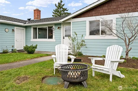 801 Livingston Bay Shore Drive Camano Island WA 98282