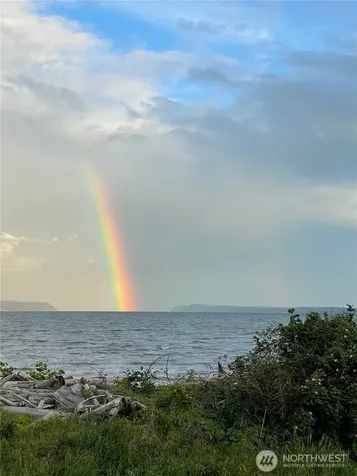 801 Livingston Bay Shore Drive Camano Island WA 98282