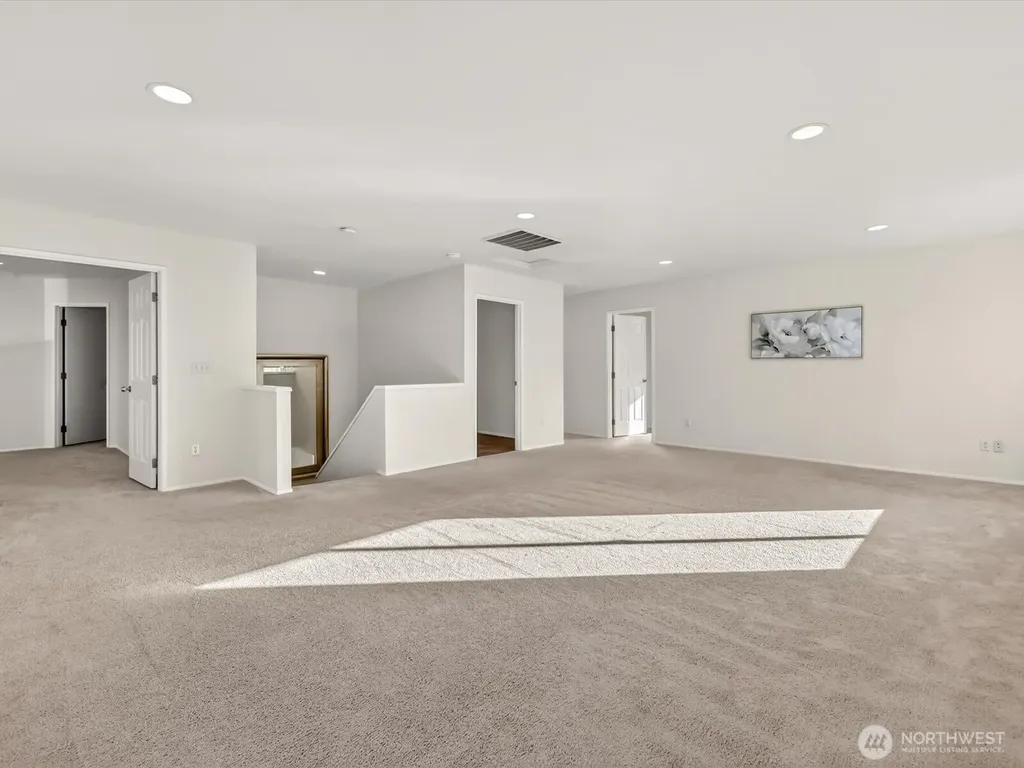 1716 250th Court SE Sammamish WA 98075