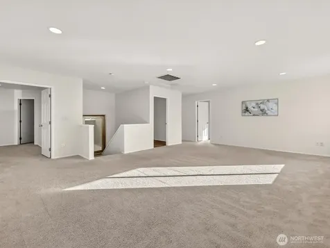 1716 250th Court SE Sammamish WA 98075