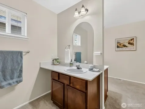 1716 250th Court SE Sammamish WA 98075