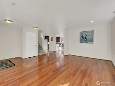 1716 250th Court SE Sammamish WA 98075