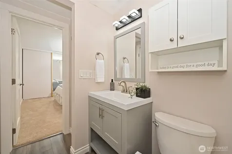 3400 25th Avenue W Seattle WA 98199