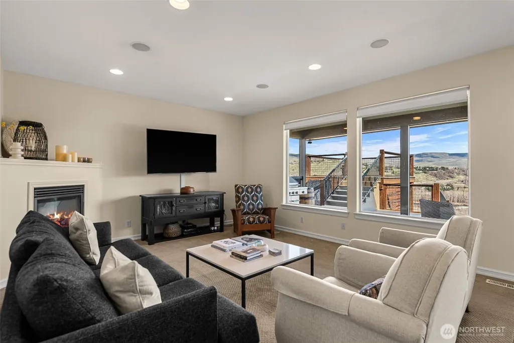 3045 Eastview Lane Wenatchee WA 98801