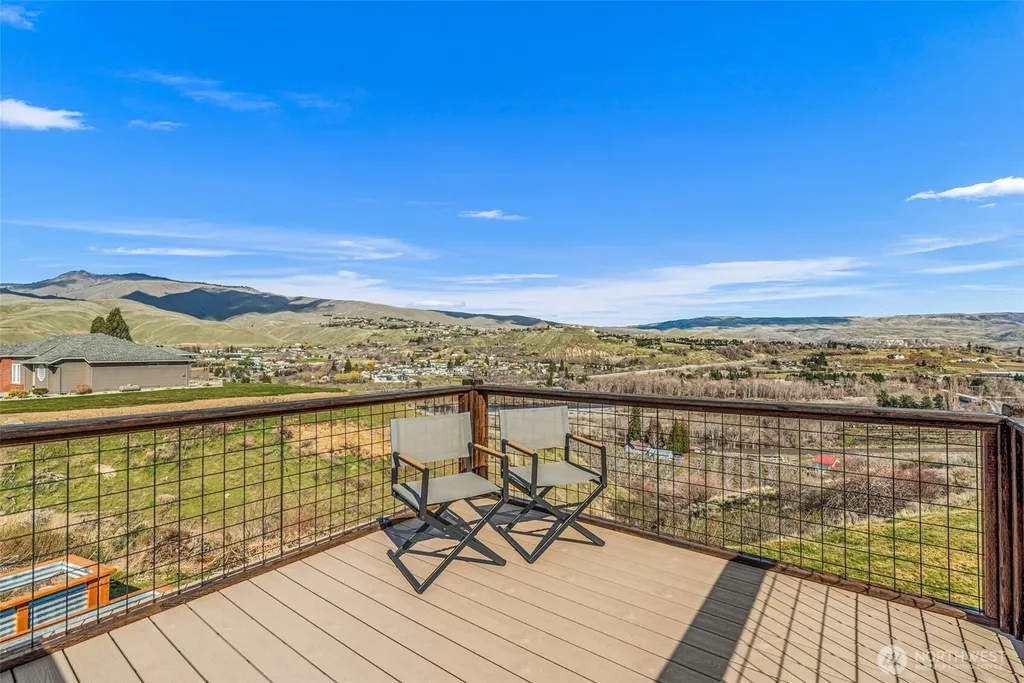 3045 Eastview Lane Wenatchee WA 98801