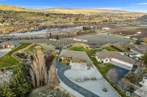 3045 Eastview Lane Wenatchee WA 98801