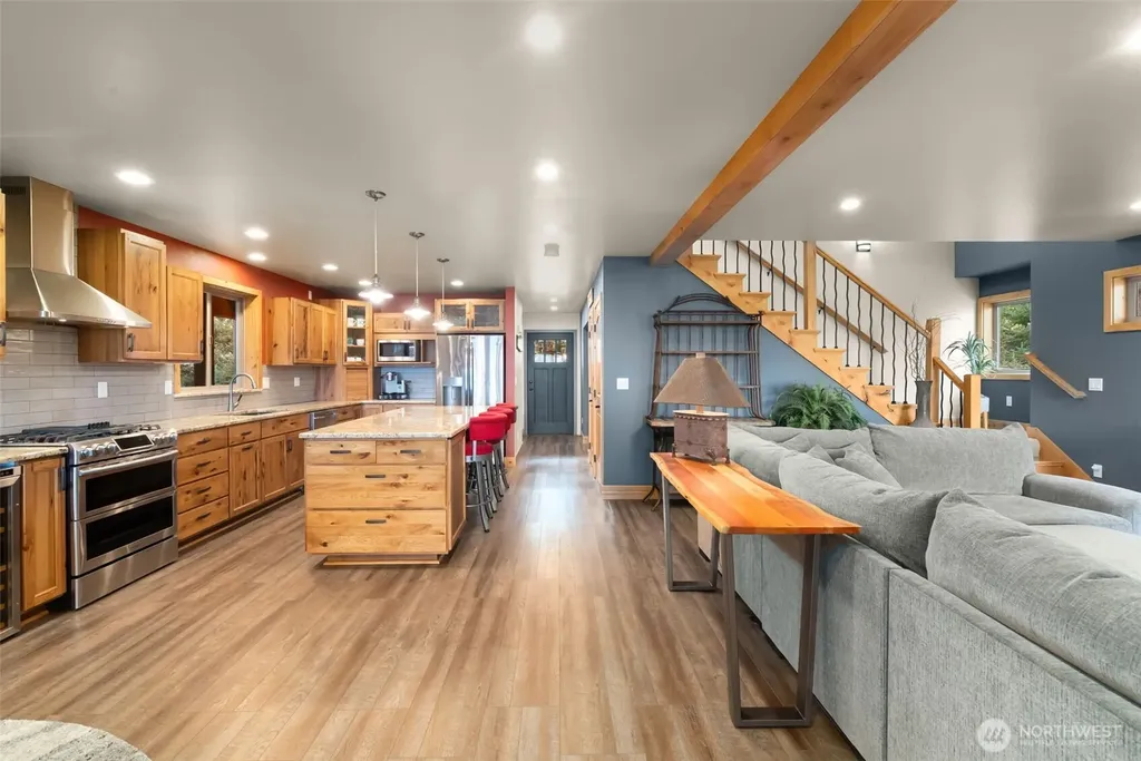 12511 Cole Point Drive Anderson Island WA 98303