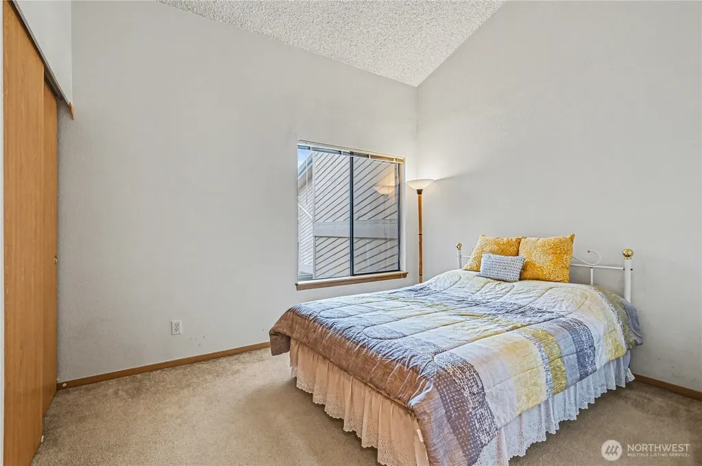 23001 Lakeview Drive Mountlake Terrace WA 98043
