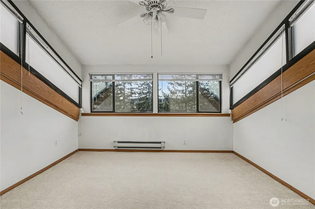 23001 Lakeview Drive Mountlake Terrace WA 98043