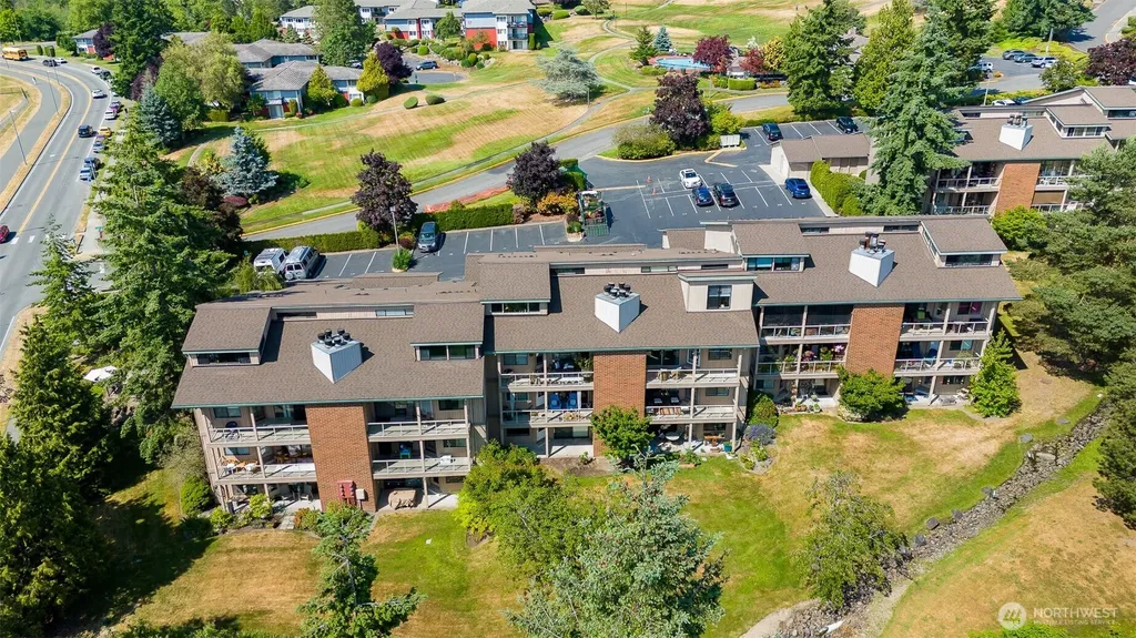 23001 Lakeview Drive Mountlake Terrace WA 98043