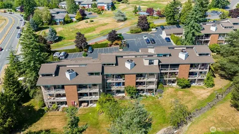 23001 Lakeview Drive Mountlake Terrace WA 98043